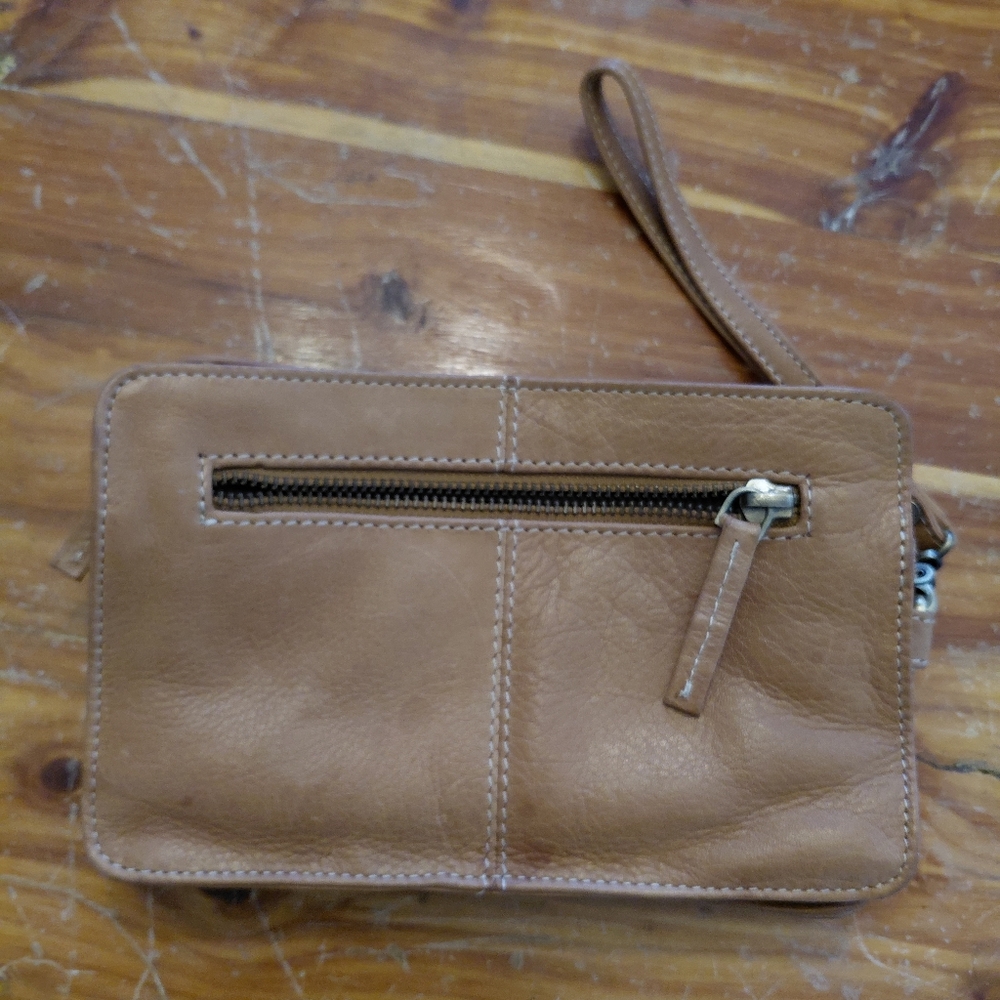 RUSTIC TAN Tan Leather Wristlet Clutch  Pocket $9